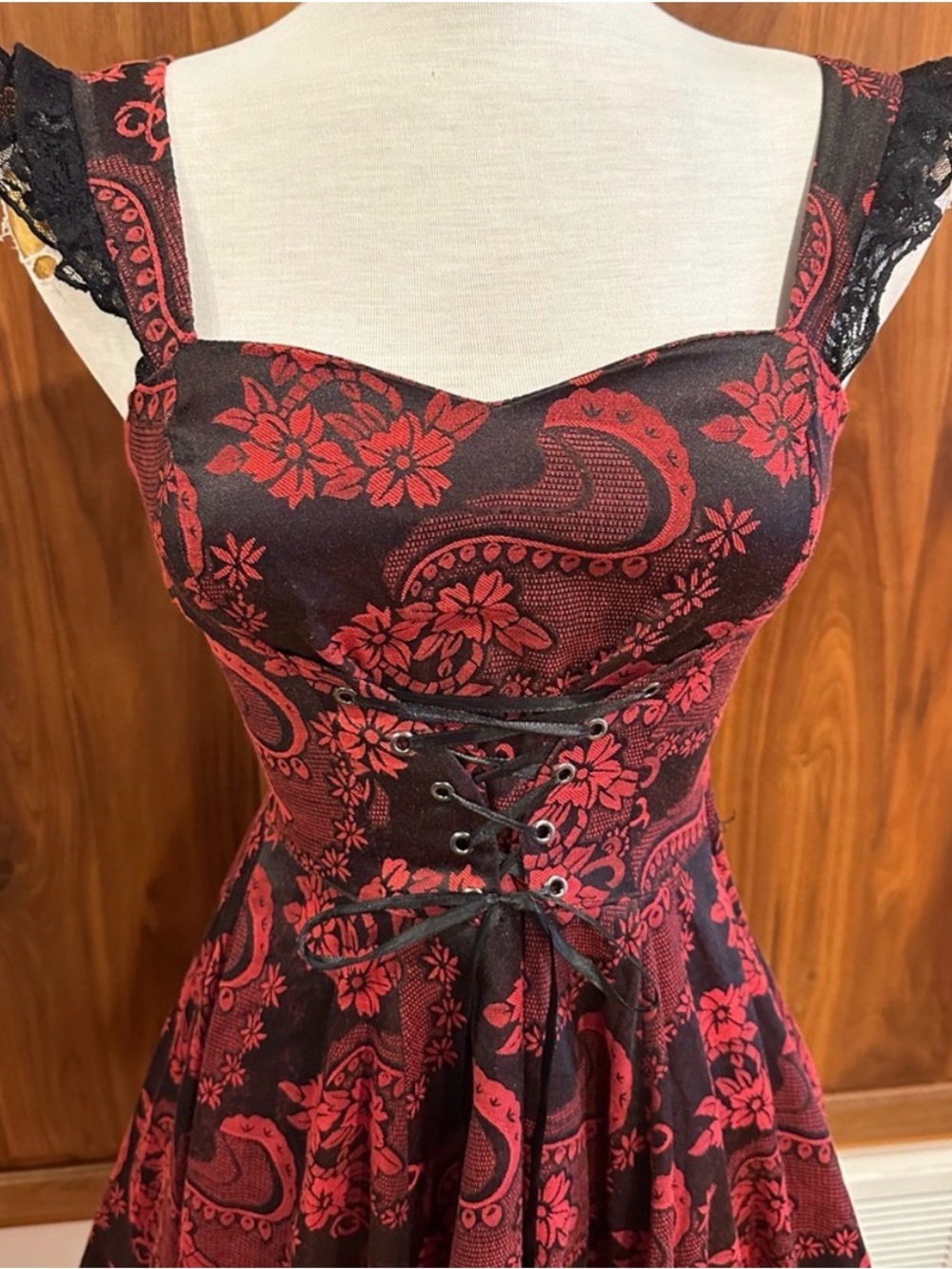 NWOT Hearts & Roses UK Red Black Valentines Day Dress Size 6 - Picture 4 of 10